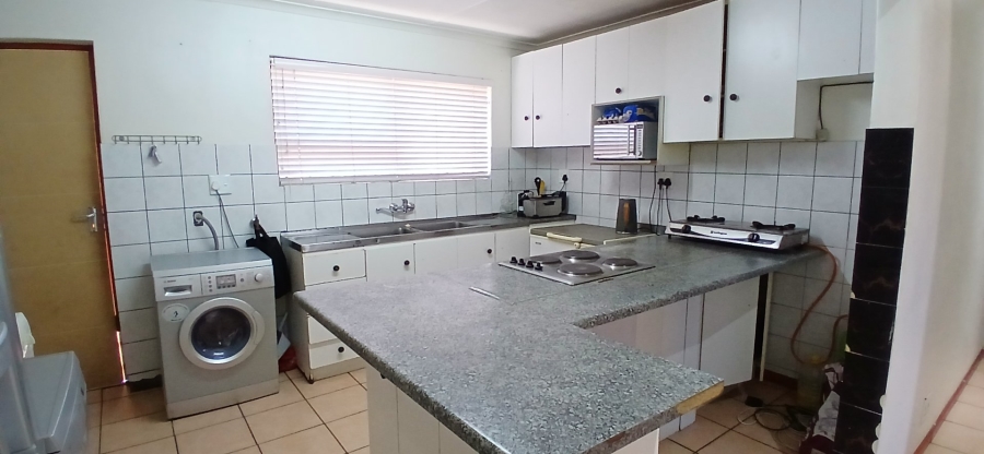 4 Bedroom Property for Sale in Hyde Park Western Cape